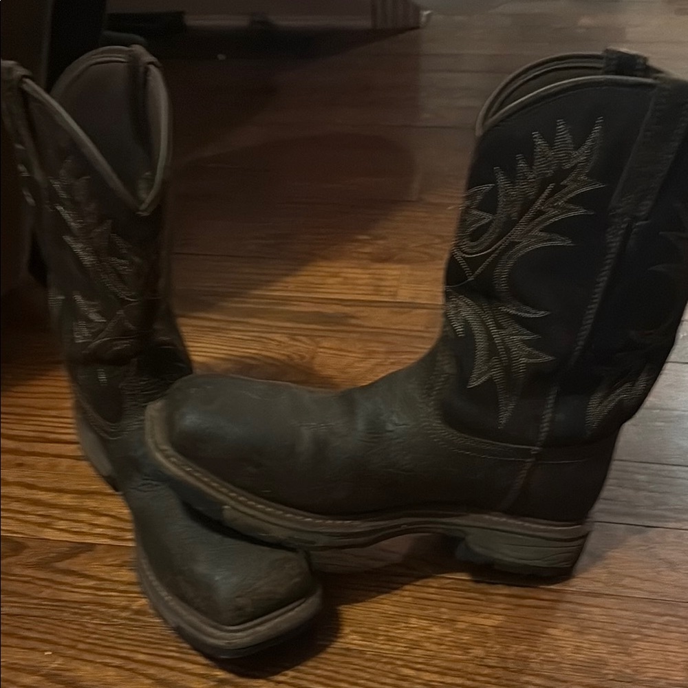 Ariat Men's Black and Brown Boots